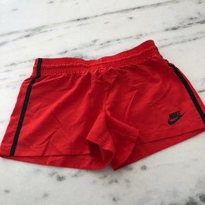 short nike